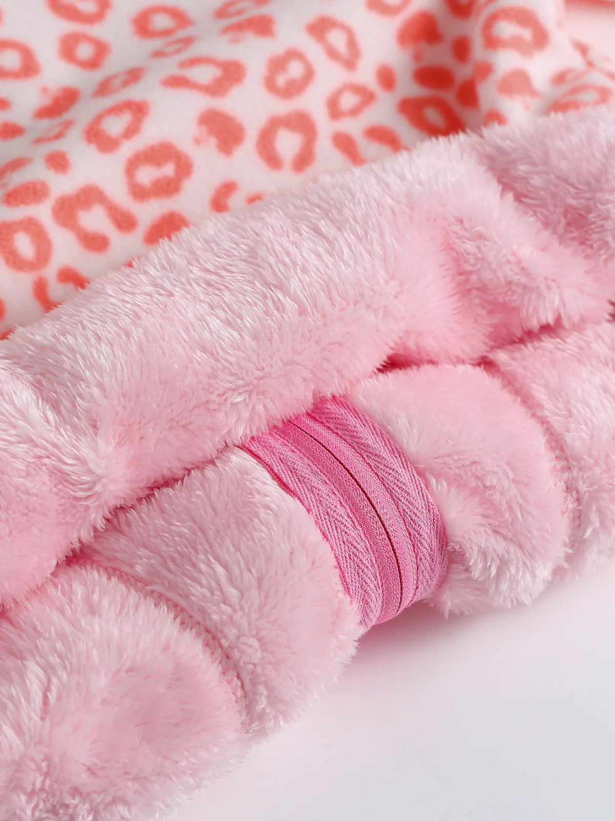 Leopard Print Cute & Warm Fleece Jacket - Image 5