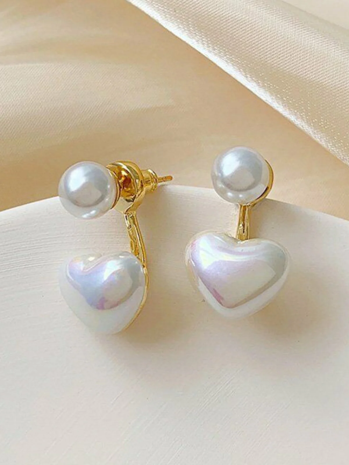Love's Luster Pearl Heart Earrings - Image 4
