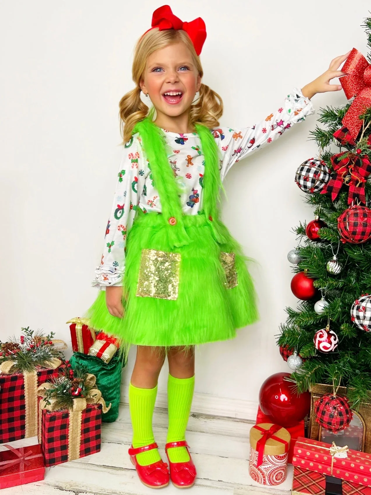 Merry Mischief Maker Long Sleeved Top and Fur Suspender Set - Image 2