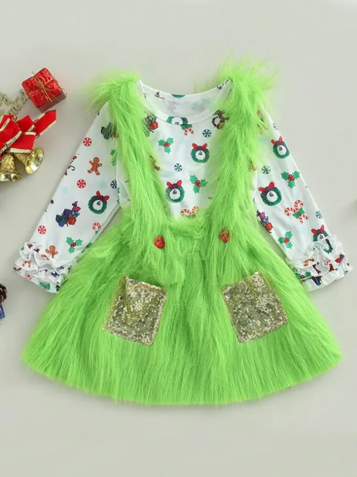 Merry Mischief Maker Long Sleeved Top and Fur Suspender Set - Image 7