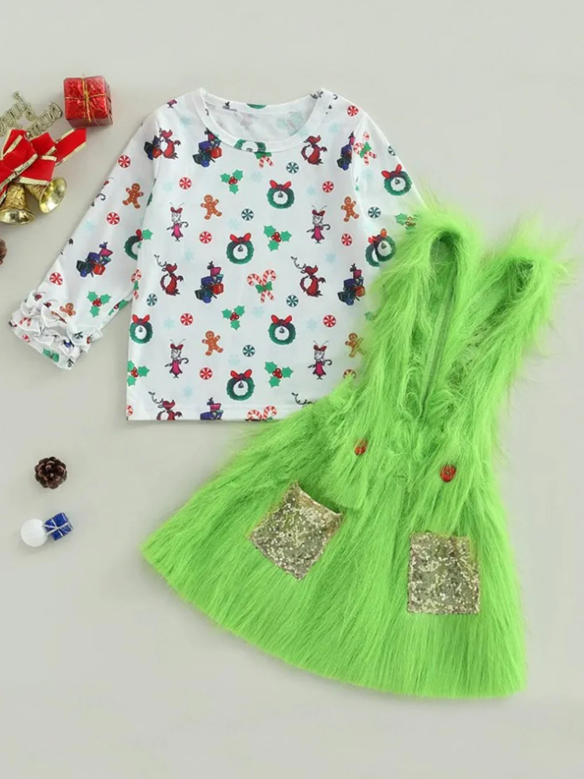 Merry Mischief Maker Long Sleeved Top and Fur Suspender Set - Image 8