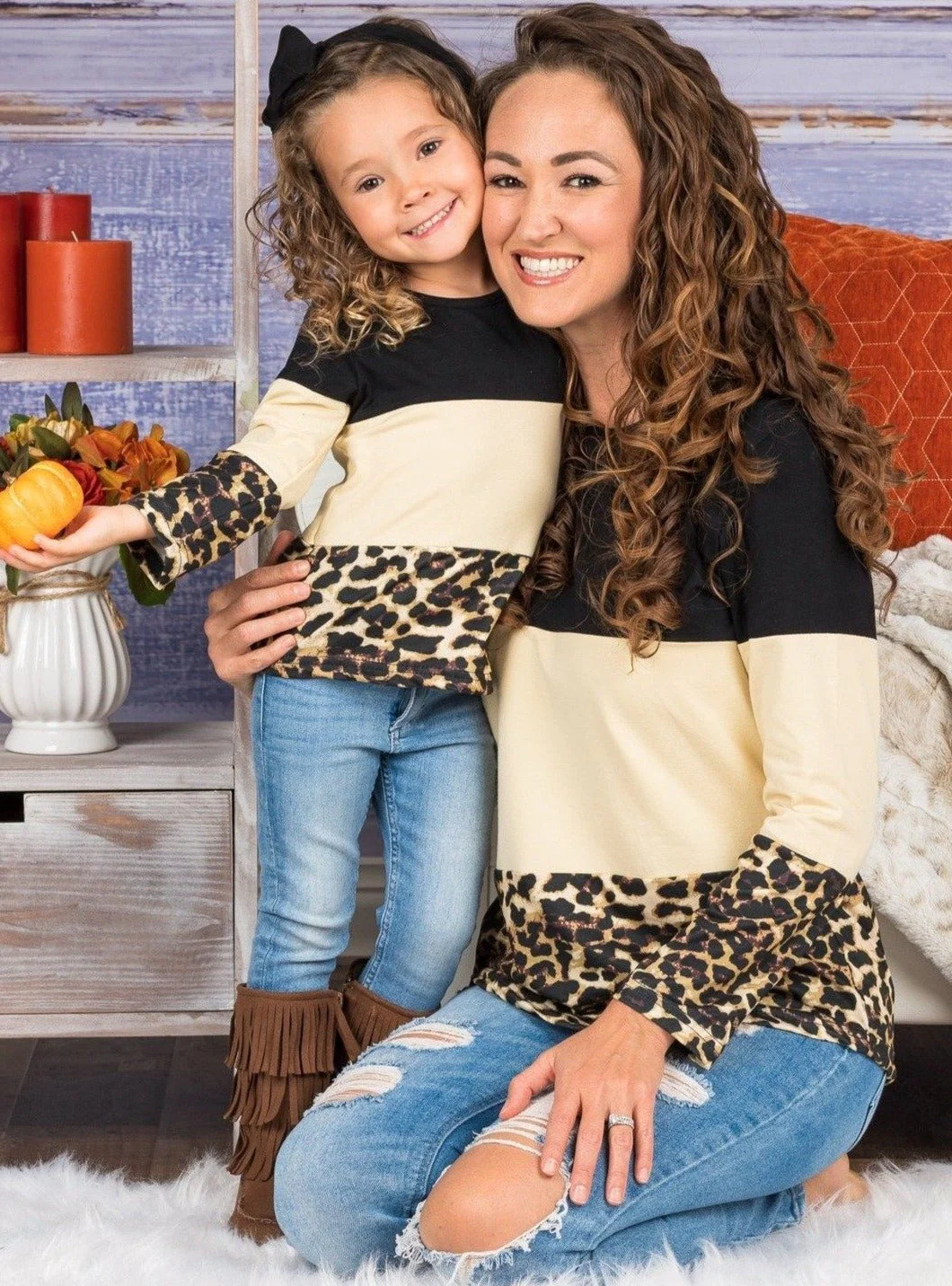 Mommy and Me Queen and Cub Colorblock Top - Image 4