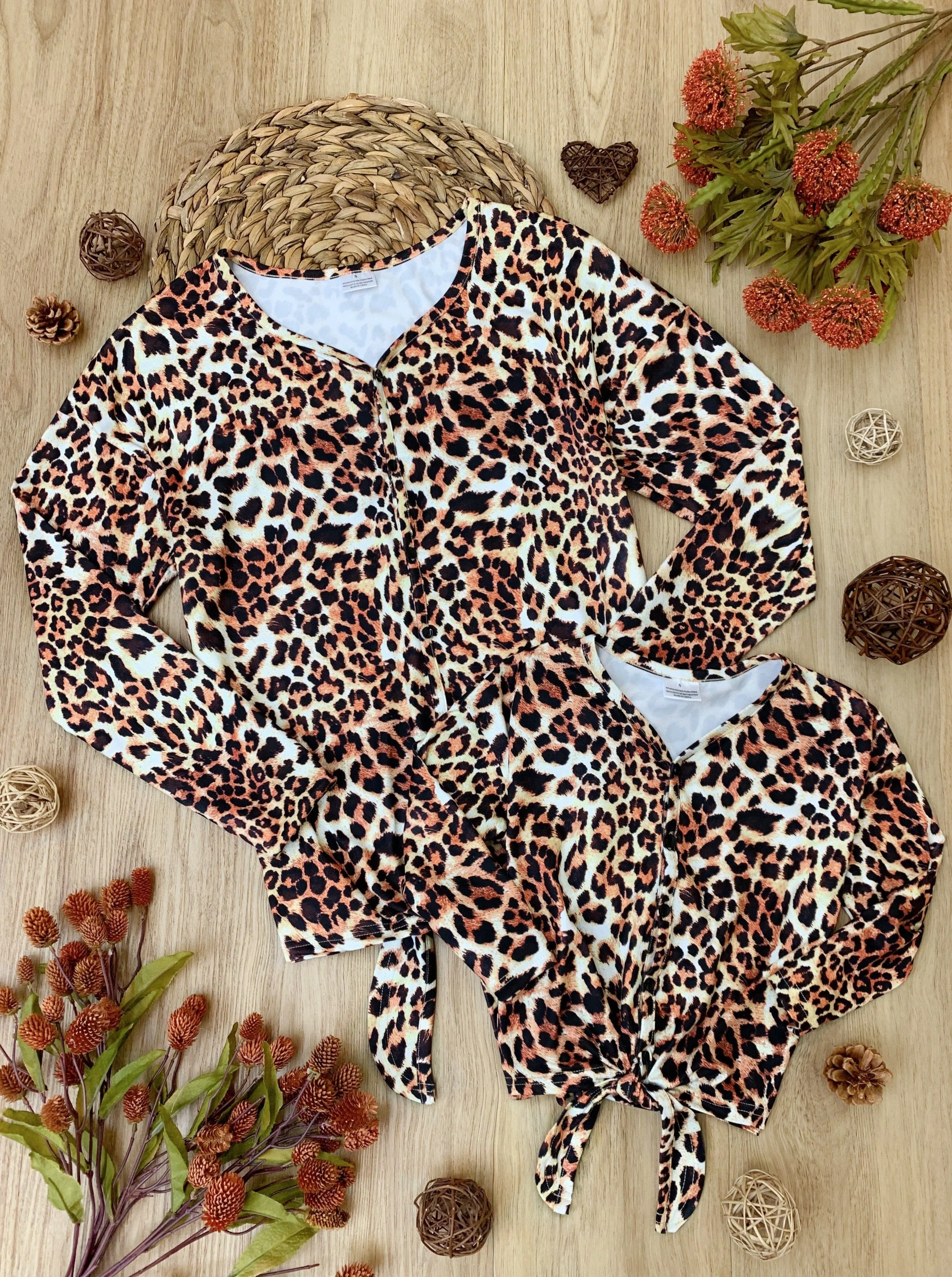 Mommy and Me Born Wild Knot Hem Top - Image 5
