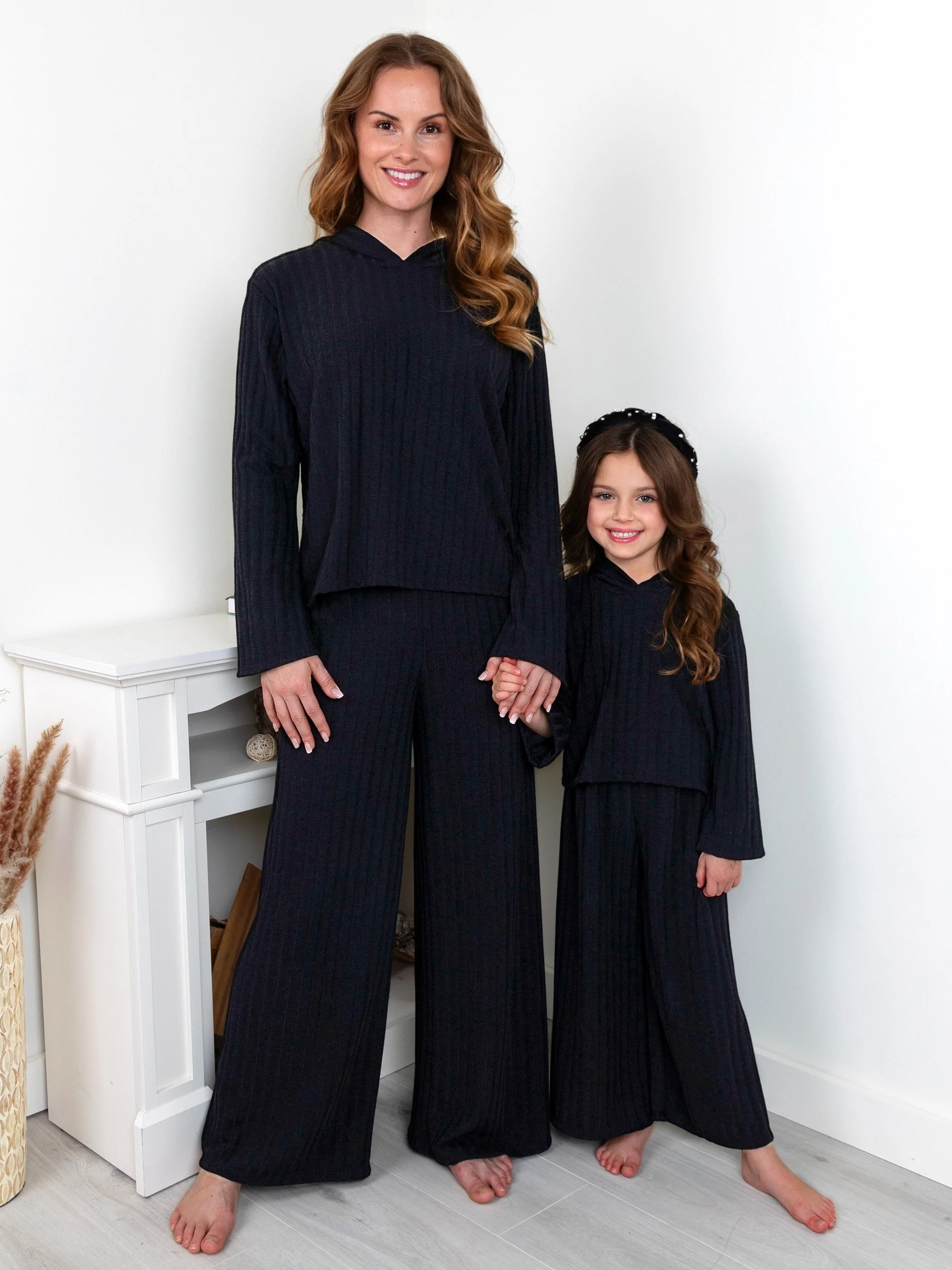 Mommy and Me Chic In Sync Black Ribbed Hooded Pant Set - Image 4