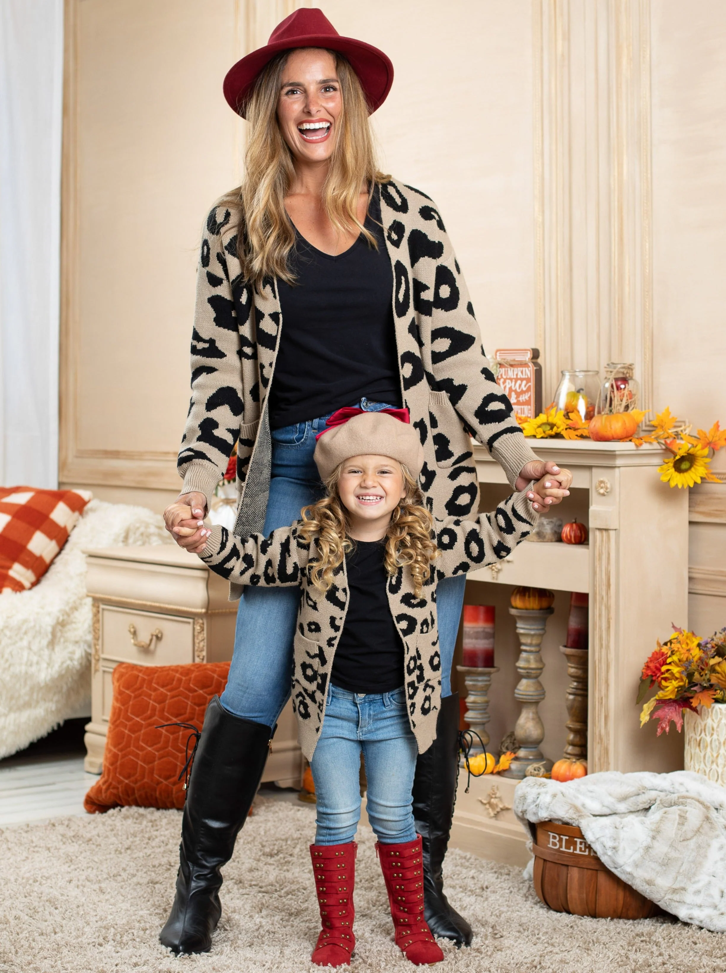 Mommy and Me City Chic Oversized Leopard Cardigan - Image 3