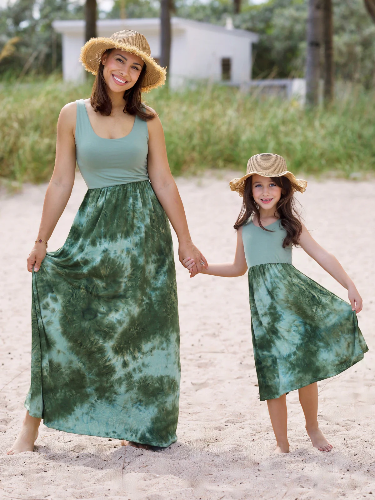 Mommy and Me Botanical Glow Green Tie-Dye Maxi Dress - Image 4
