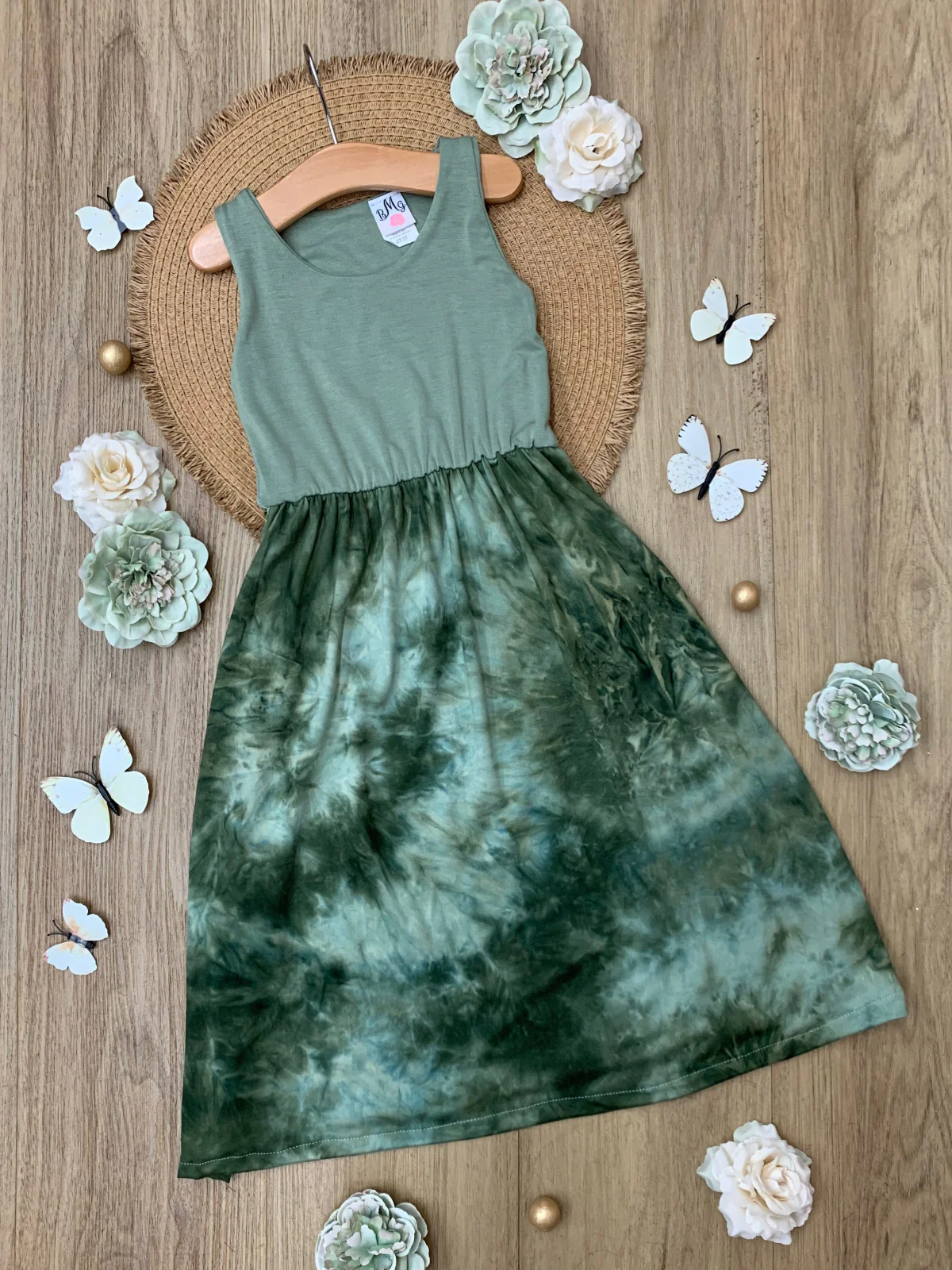 Mommy and Me Botanical Glow Green Tie-Dye Maxi Dress - Image 6