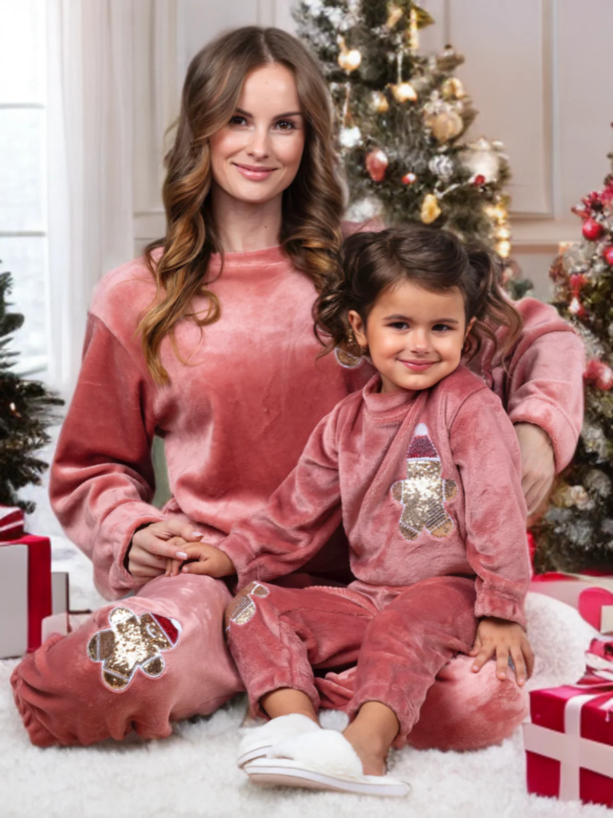 Mommy and Me Gingerbread Delight Christmas Lounge Set - Image 2
