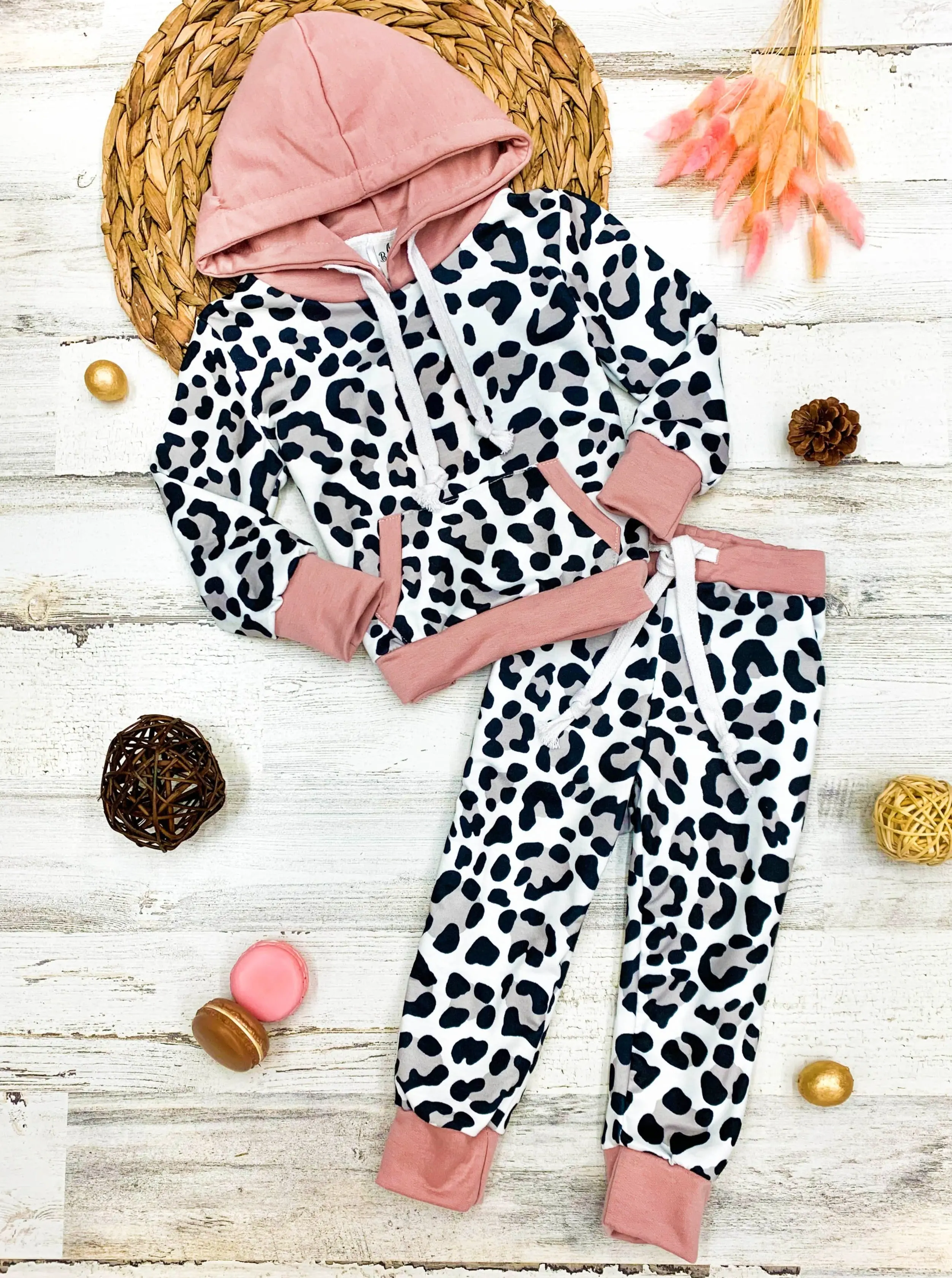 Mommy and Me Leopard Print Jogger Set - Image 3