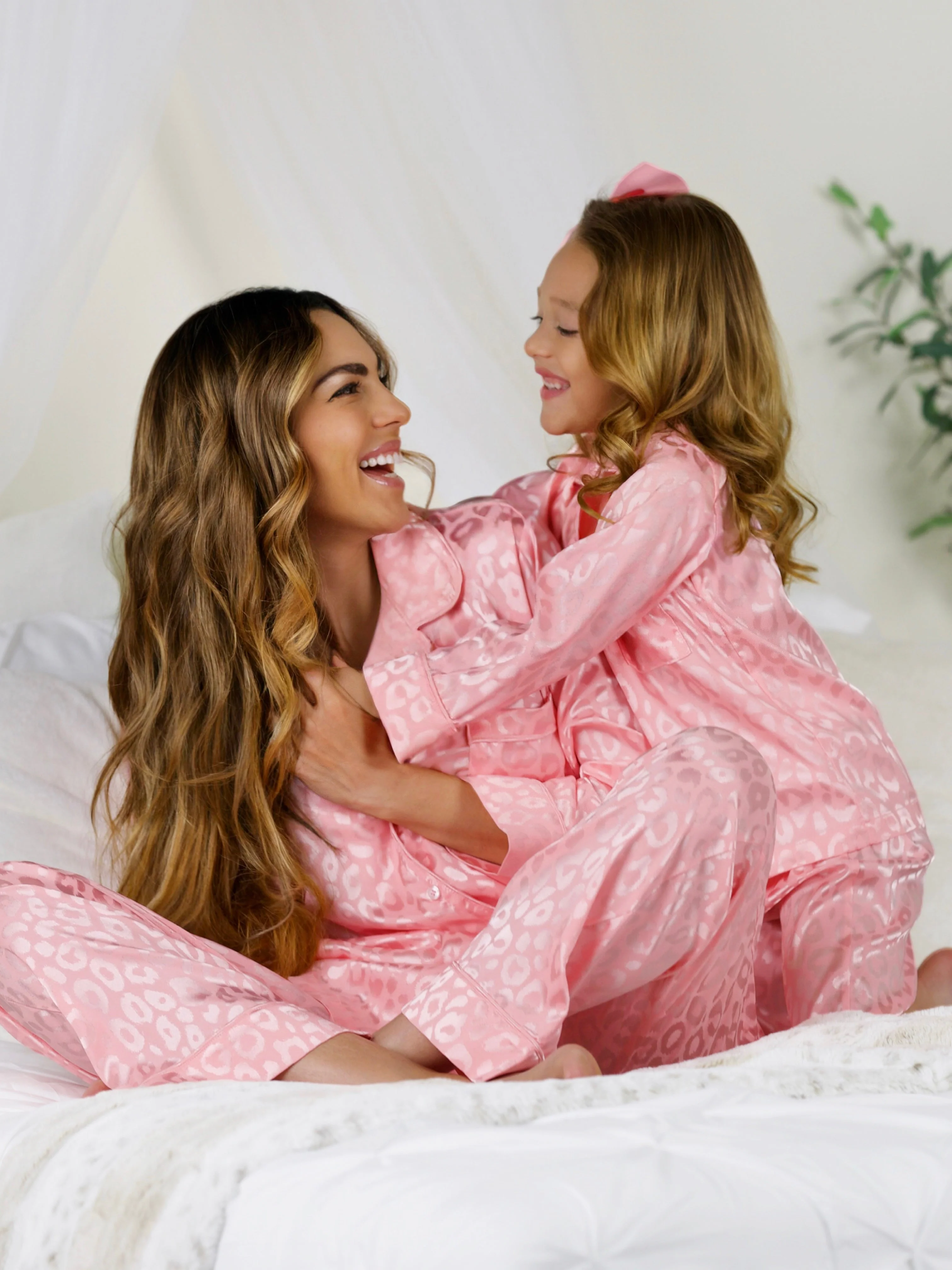 Mommy and Me Pink Leopard Print Silky Pajama Set - Image 6