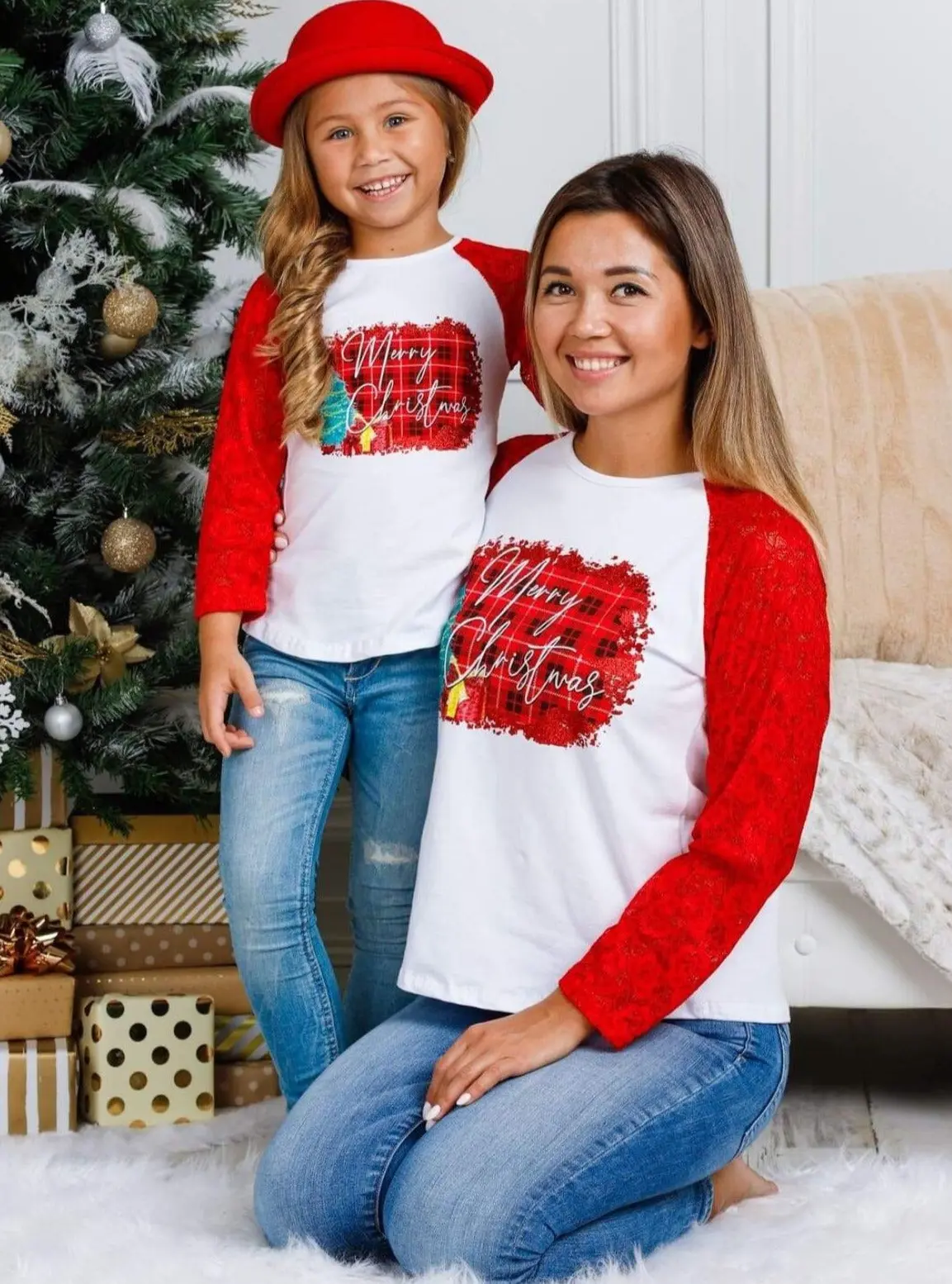 Mommy and Me Merry Christmas Raglan Lace Top - Image 2