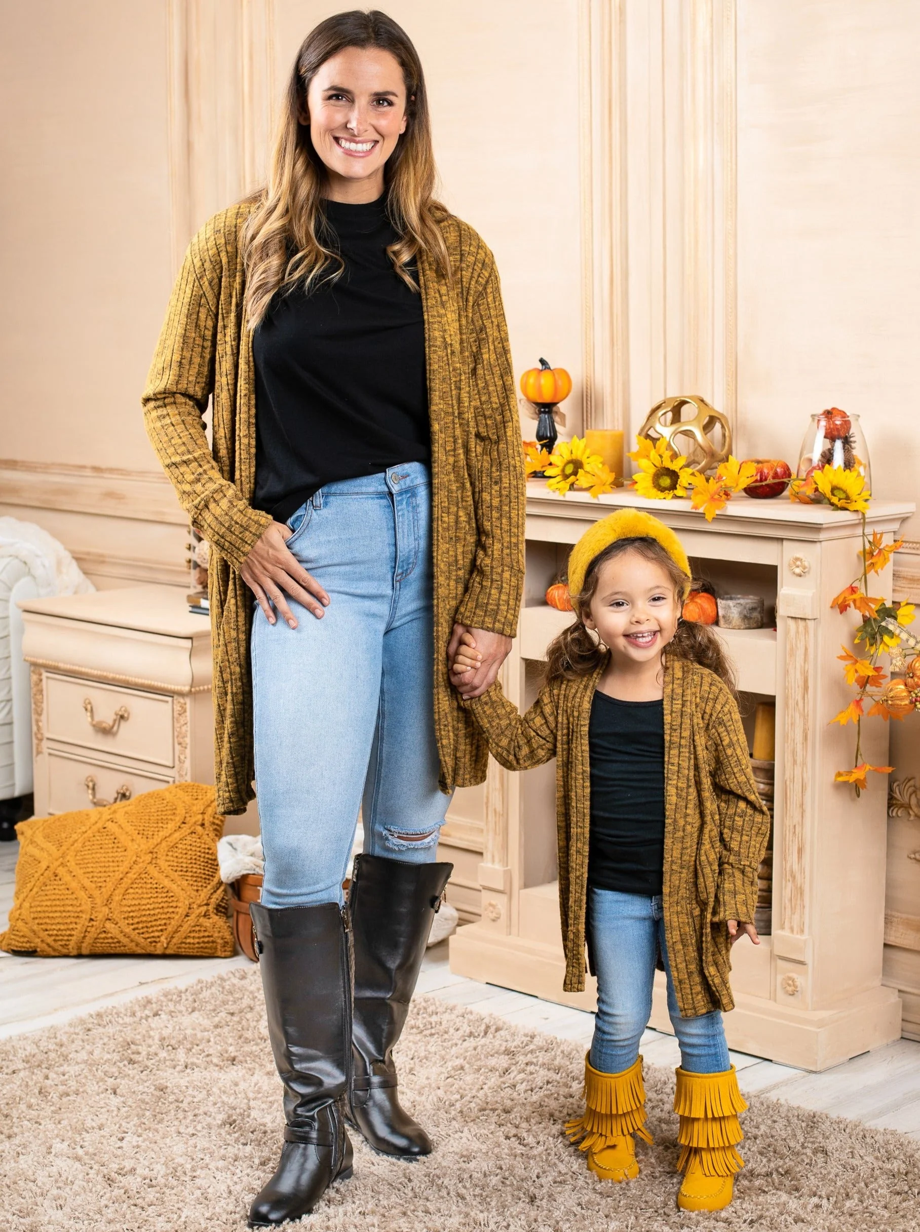 Mommy and Me Show-Stopping Oversized Cardigan - Image 2