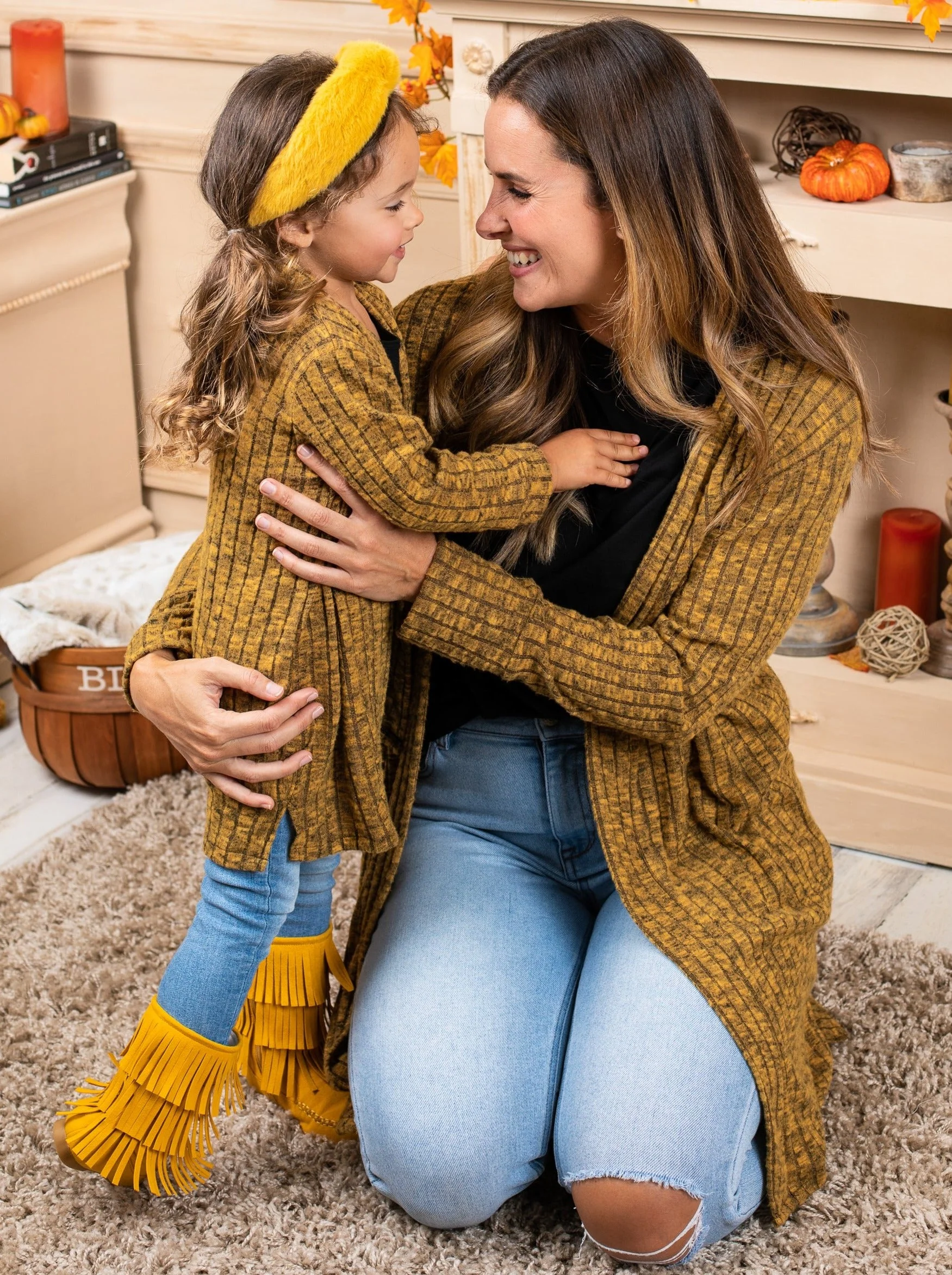 Mommy and Me Show-Stopping Oversized Cardigan - Image 3