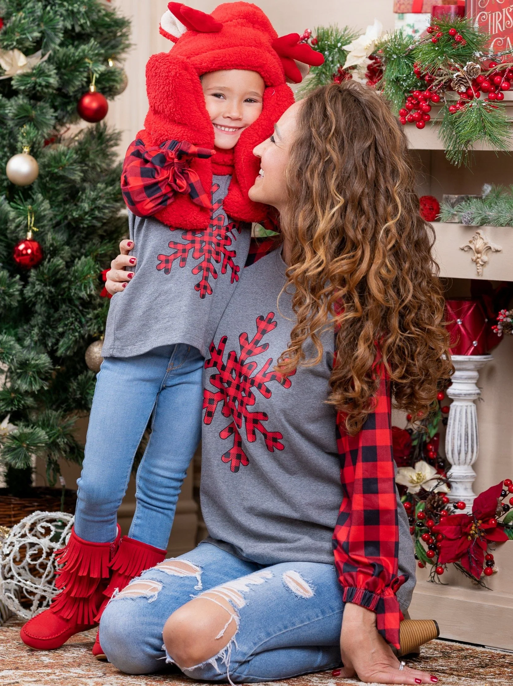 Mommy and Me Snuggle Snowflake Raglan Top - Image 2