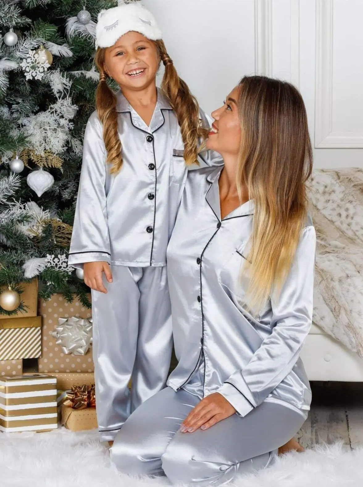 Women's Long Sleeve Button Down Pajamas - Image 9