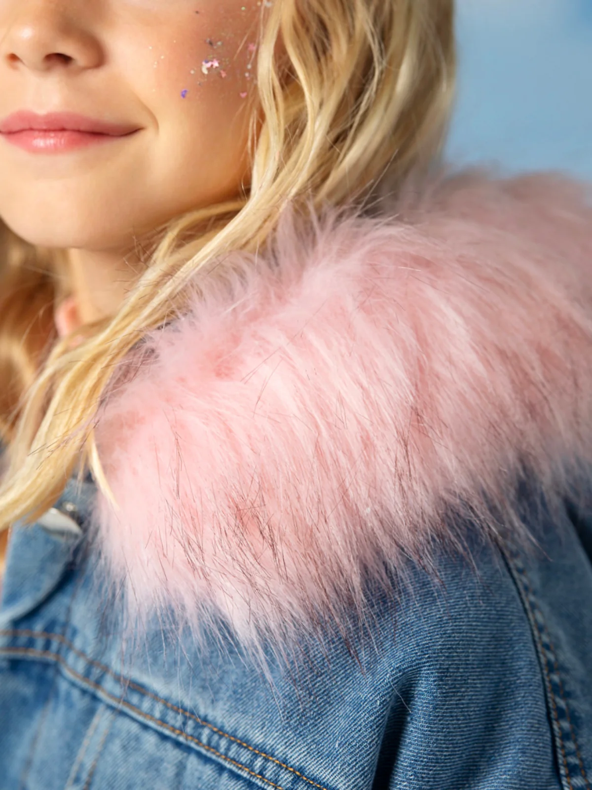 Most Popular Pink Fur Hooded Denim Coat - Image 4
