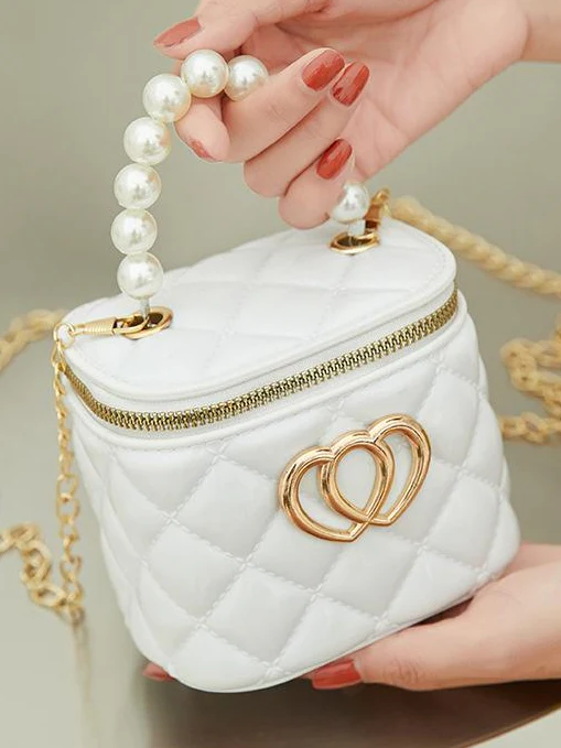 Heart Patent Bucket Handbag - Image 2