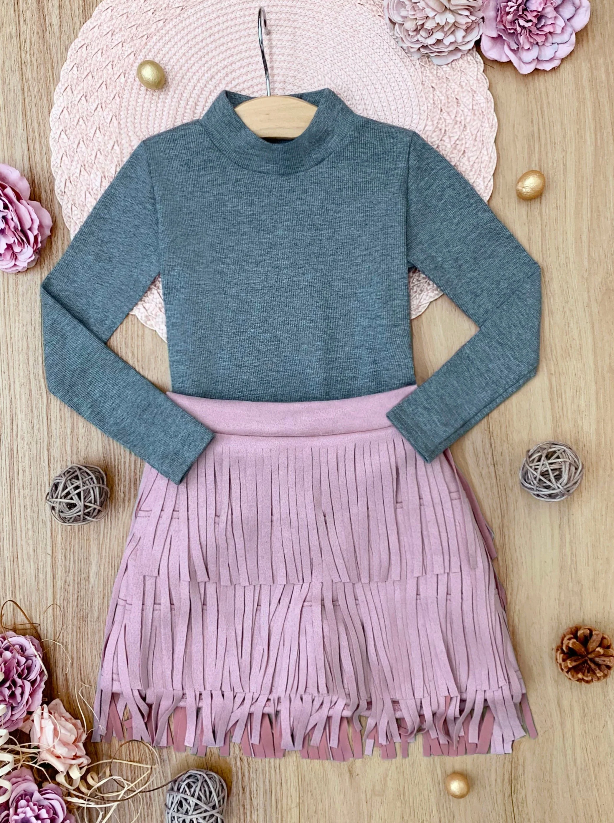 Boho Glam Pink Fringe Suede Shorts Set - Image 3