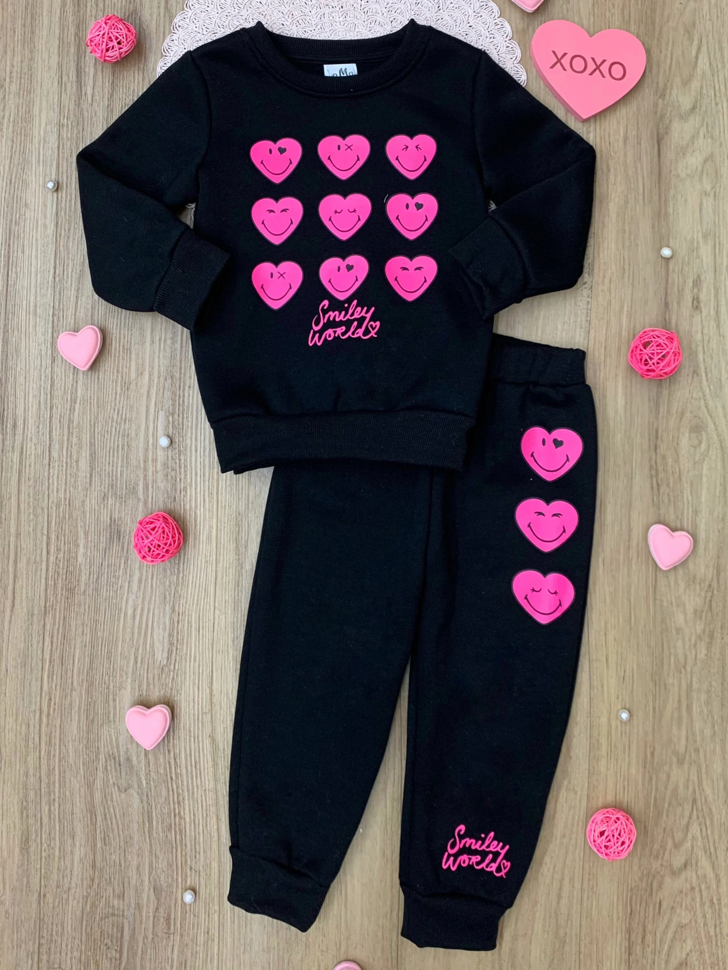 SmileyWorld Love Struck Sweatshirt & Jogger Set - Image 3