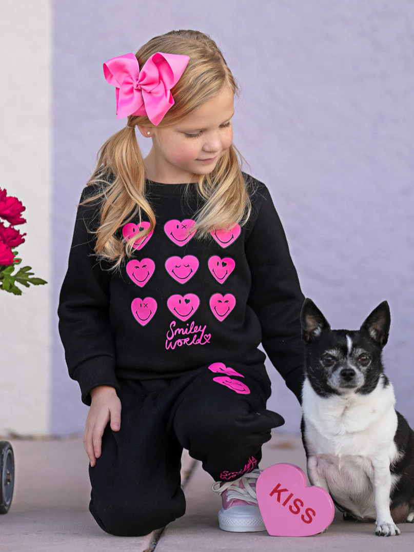 SmileyWorld Love Struck Sweatshirt & Jogger Set - Image 4