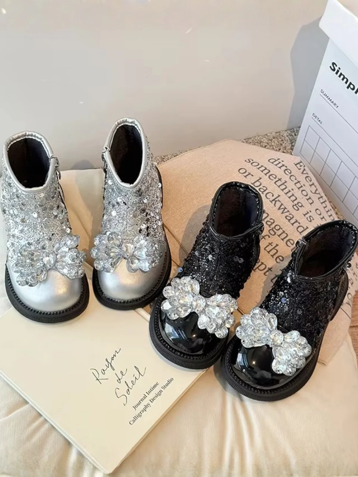 Sparkle Luxe Sparkle Bow Boots - Image 6