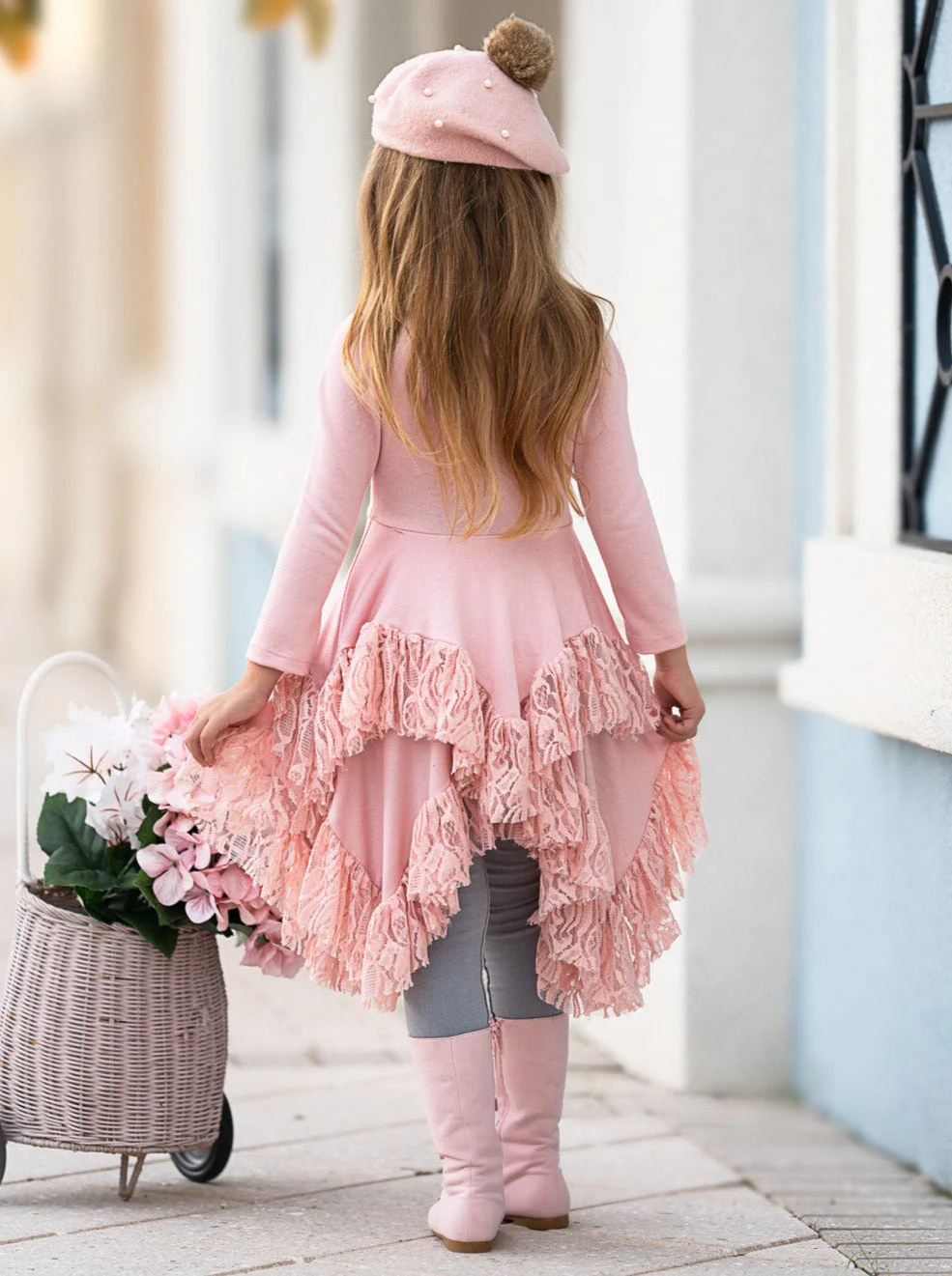 Style Queen Pink Lace Tunic - Image 4