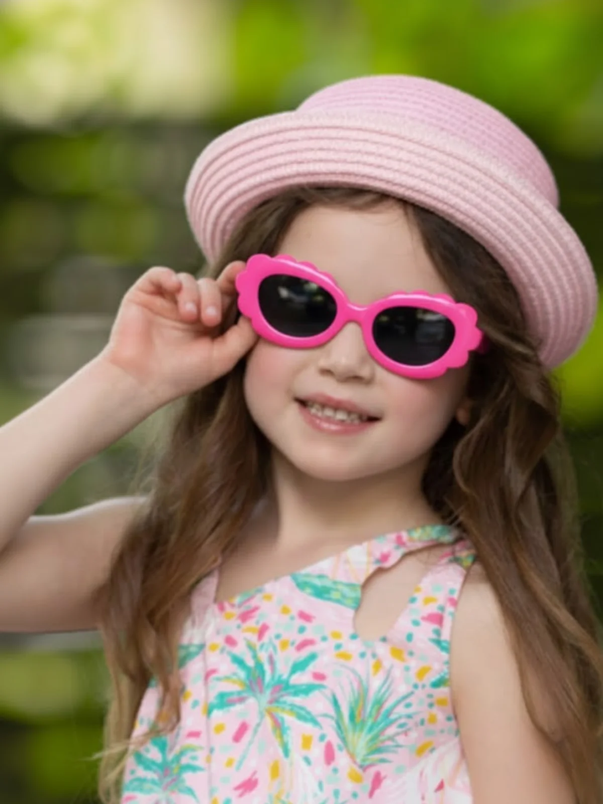 Sunny Petals Retro Sunglasses - Image 5