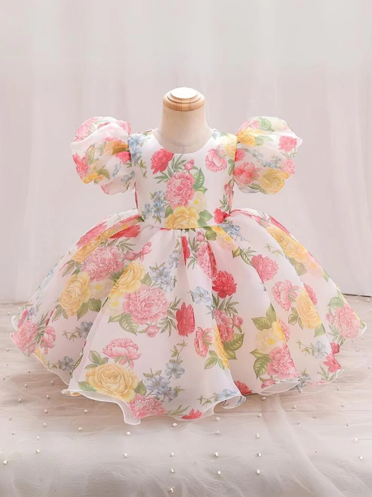 Fresh and Dreamy Puff Sleeve Floral Dress - Image 6