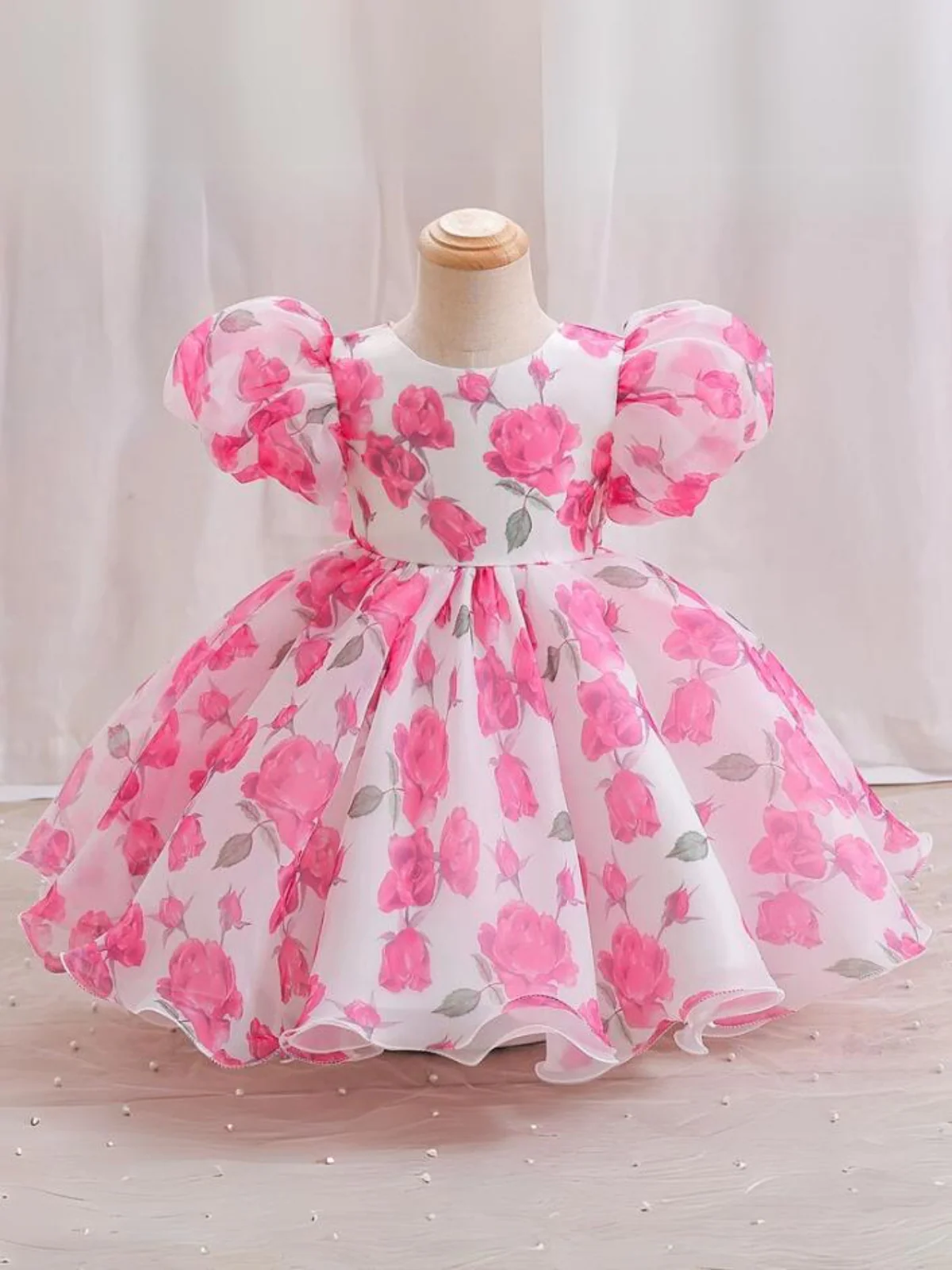 Fresh and Dreamy Puff Sleeve Floral Dress - Image 9