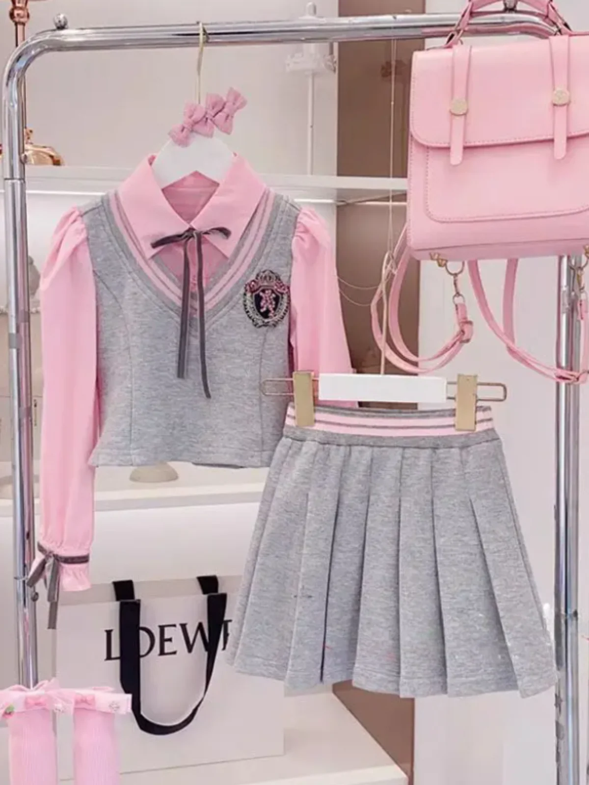 Elegant School Uniform Pleated Skirt Set - Image 4